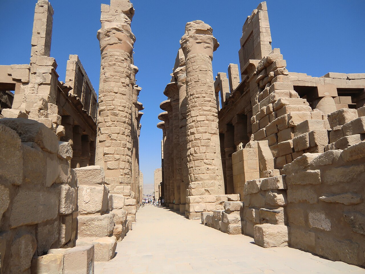 Karnak and Luxor Temple: Luxor's East Bank